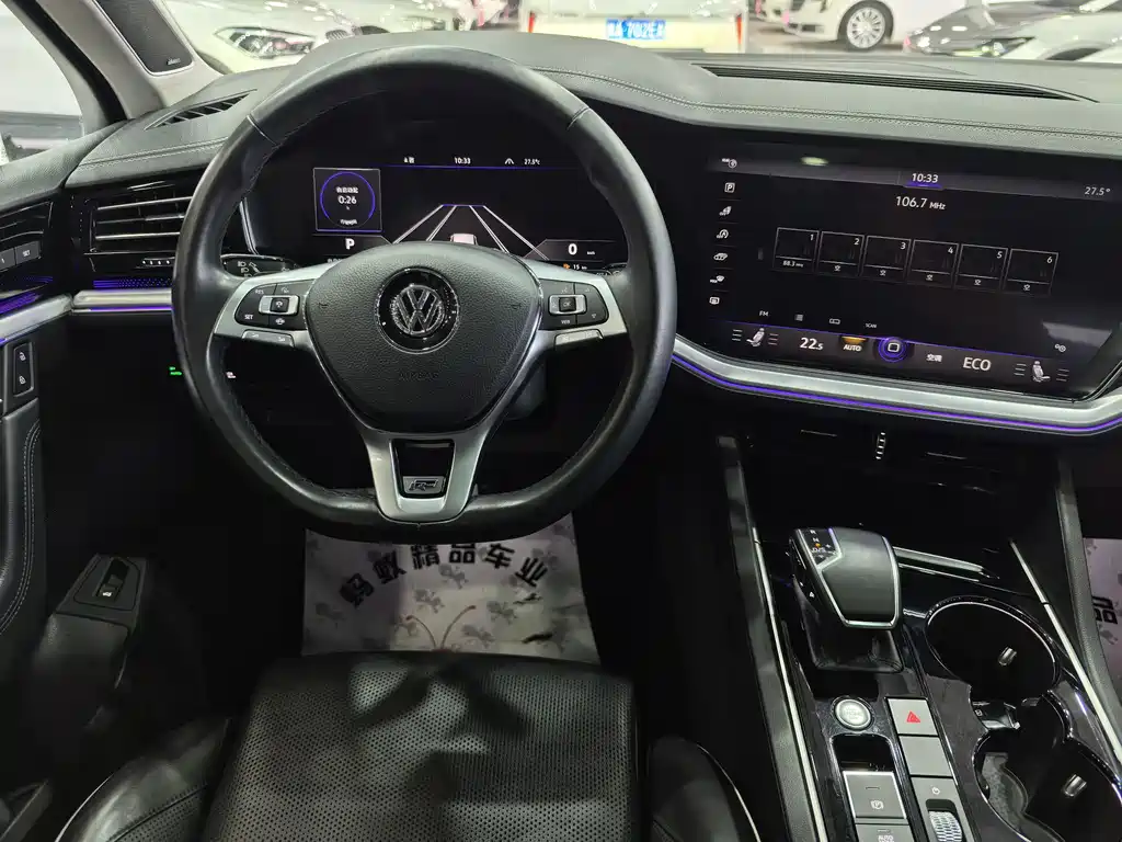 Volkswagen Touareg 2019 — фото 13