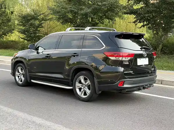 Toyota Highlander 2019