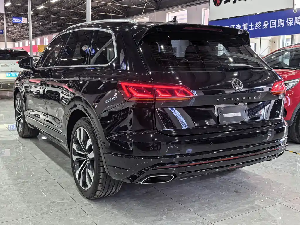 Volkswagen Touareg 2019 — фото 6