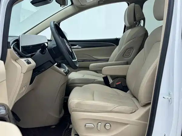 Buick GL8 New Energy 2025