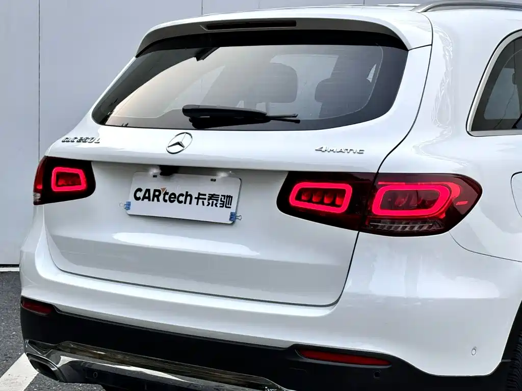 Mercedes-Benz GLC 2021 — фото 18
