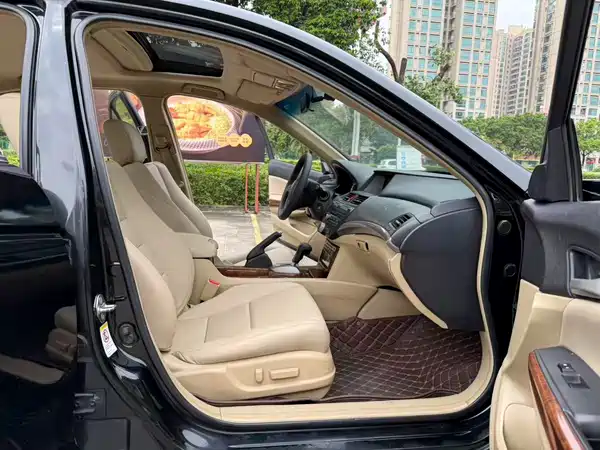 Honda Accord 2011