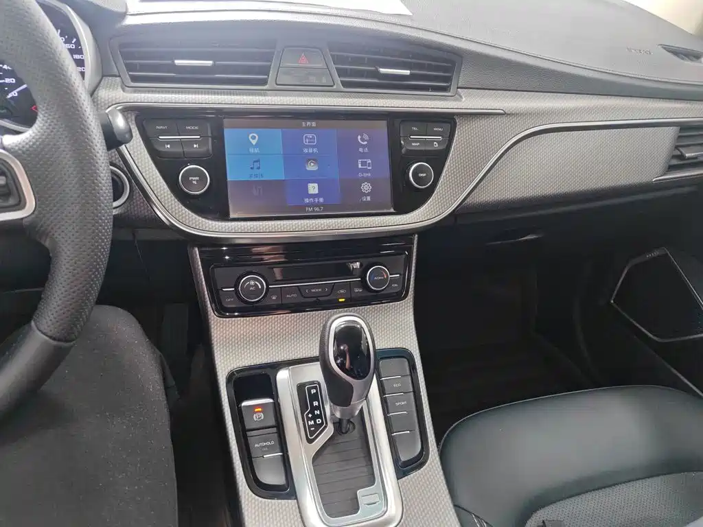 Geely Emgrand GS 2017 — фото 6