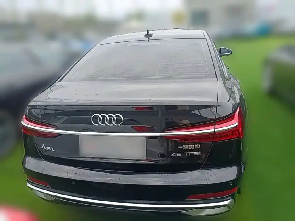 Audi A6L 2024 — фото 10