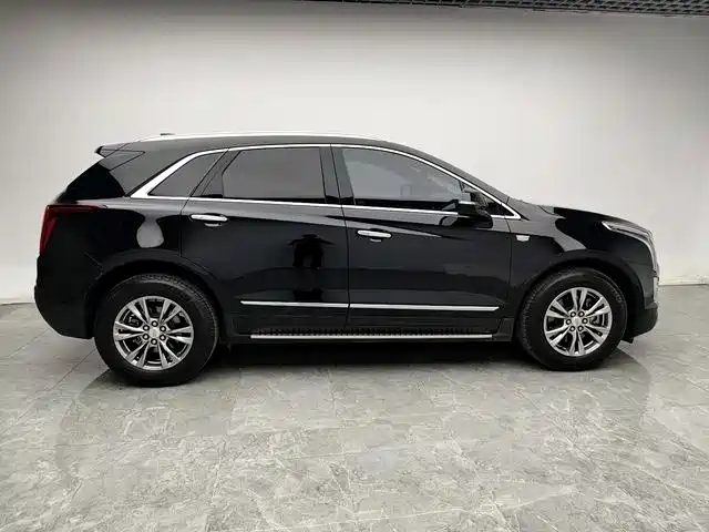 Cadillac XT5 2020 — фото 8