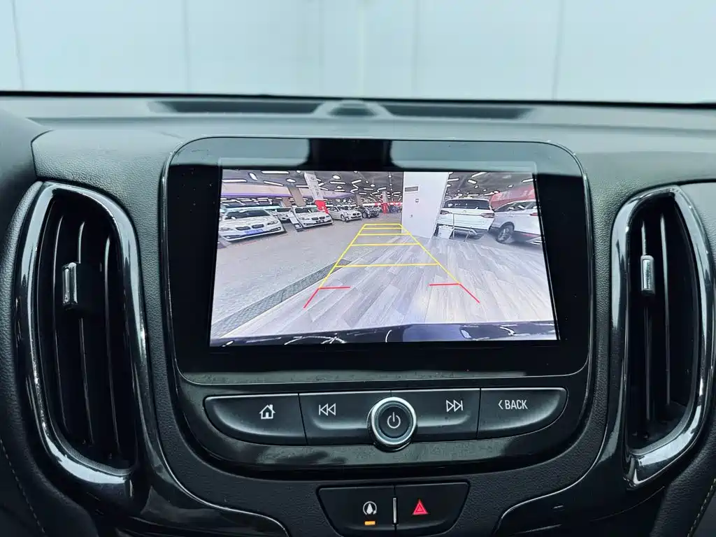 Chevrolet Equinox 2020 — фото 14