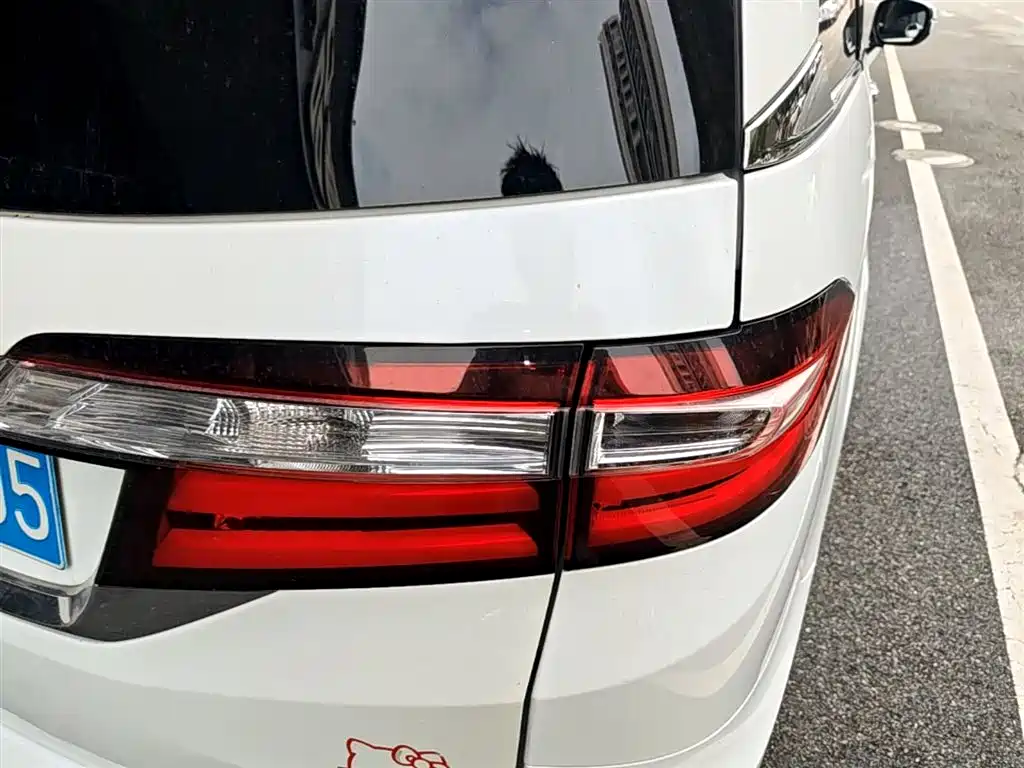 Honda Odyssey 2016 — фото 8