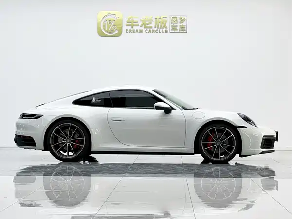 Porsche 911 2024