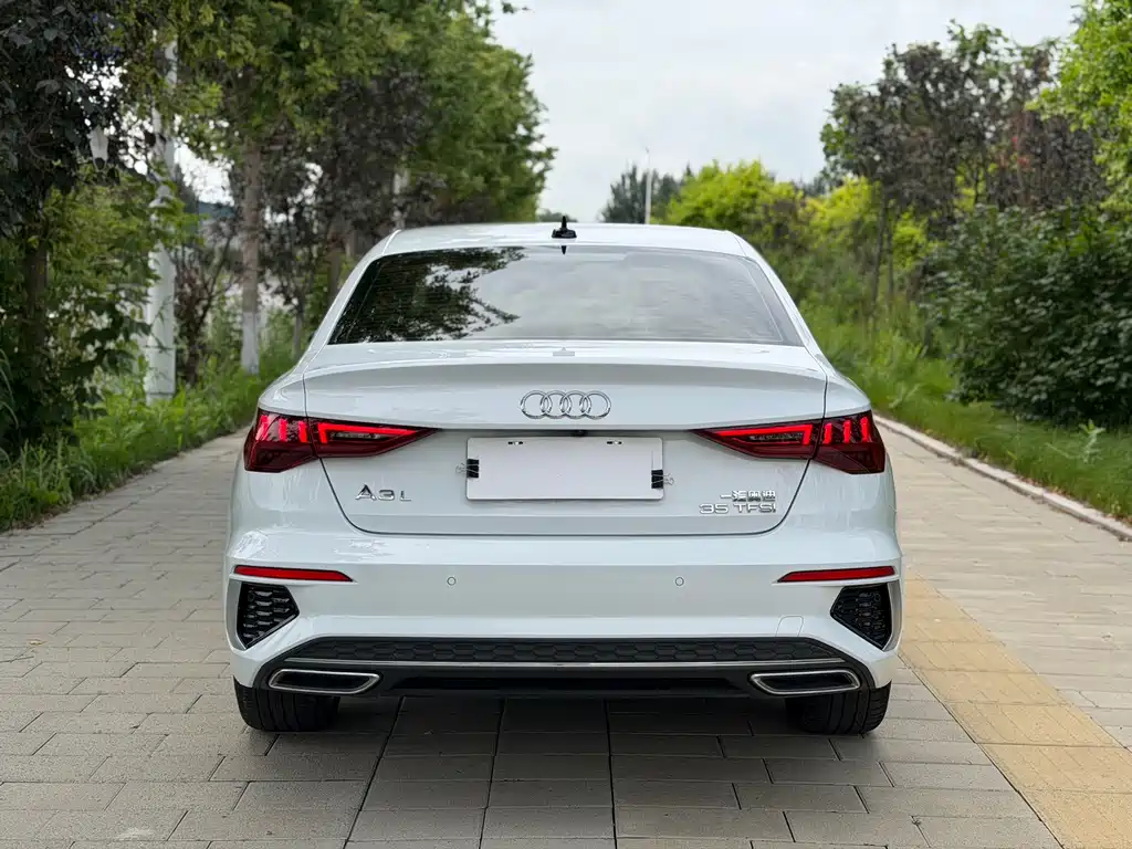 Audi A3 2022 — фото 21