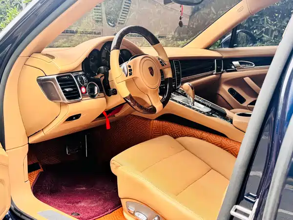 Porsche Panamera 2016