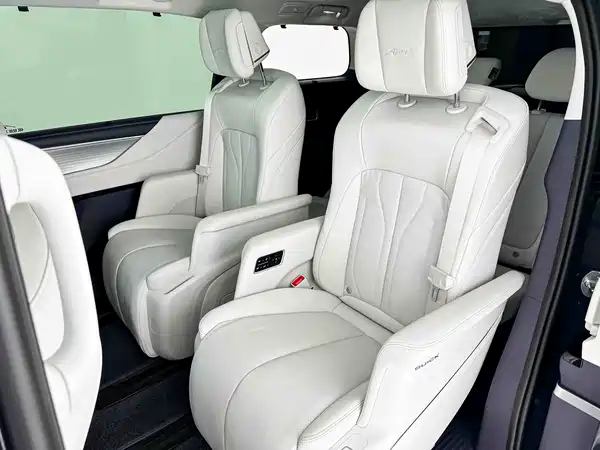 Buick GL8 New Energy 2025