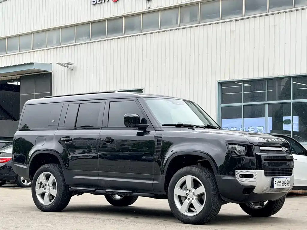 Land Rover Defender 2024 — фото 3