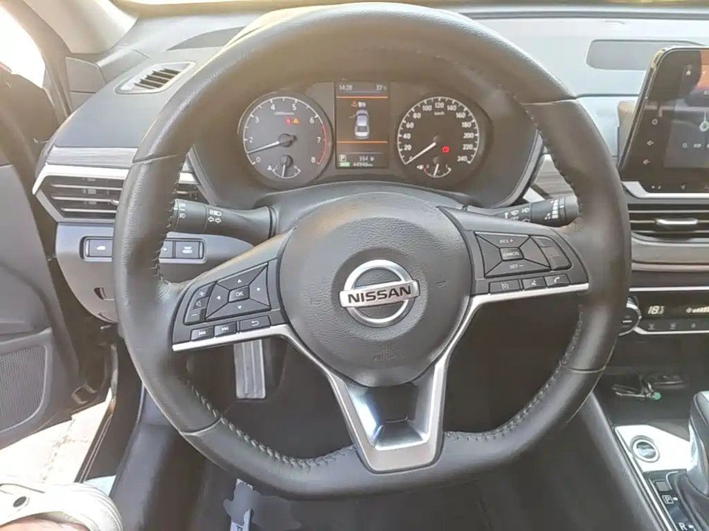 Nissan Teana 2023 — фото 11