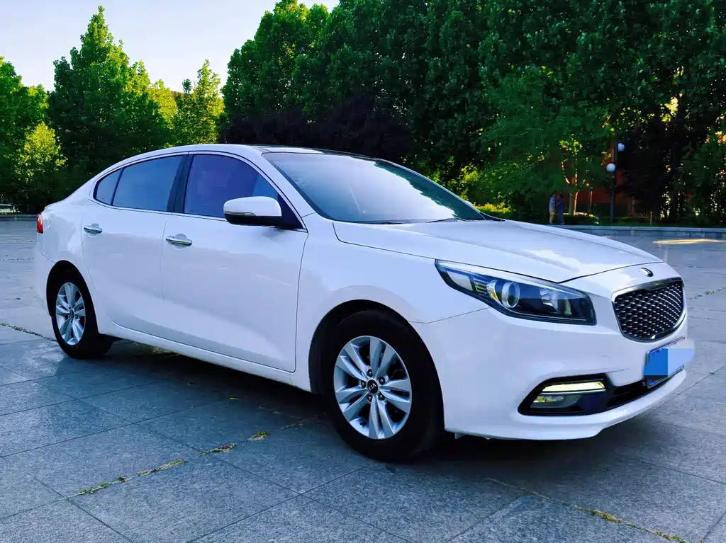 Kia K4 2015 — фото 7