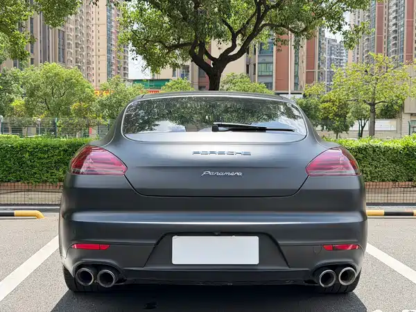 Porsche Panamera 2016