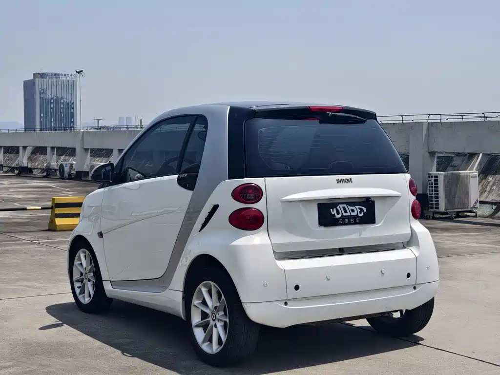 smart Fortwo 2012 — фото 6