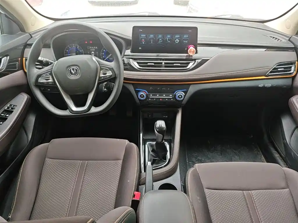 Changan Eado DT 2019 — фото 10