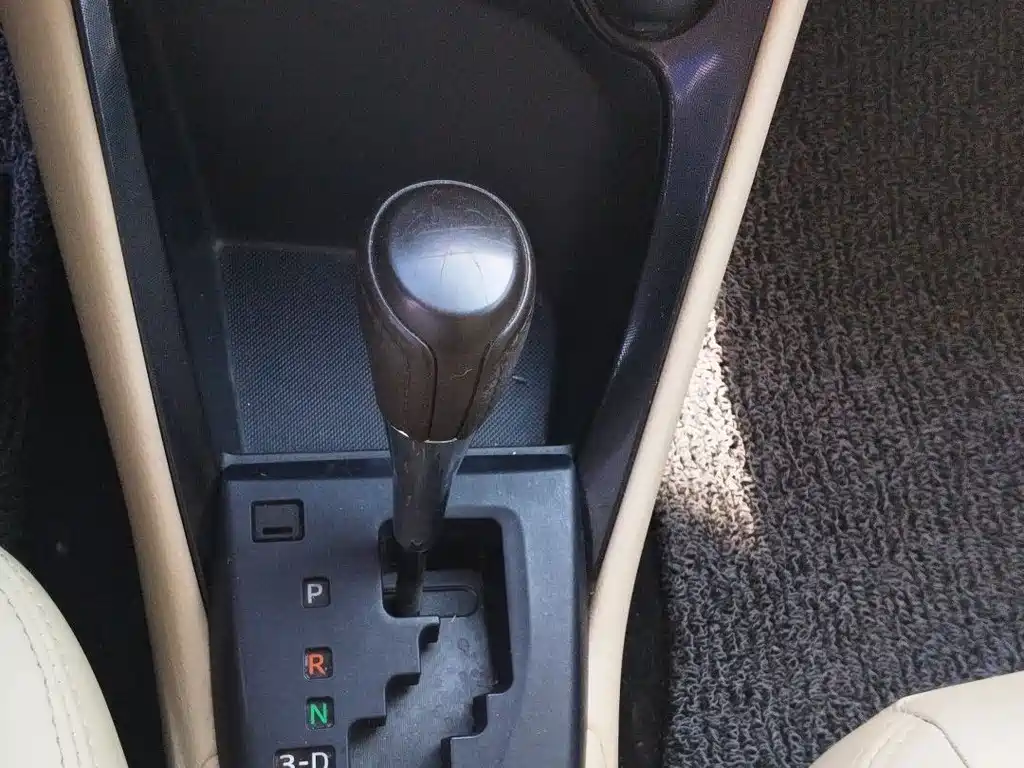 Toyota Vios 2015 — фото 14
