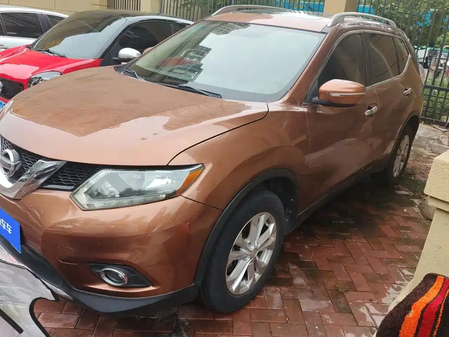Nissan X-Trail 2015