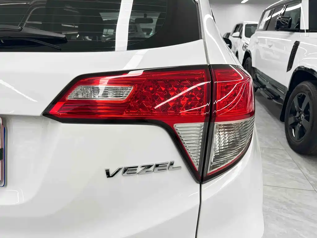 Honda Vezel 2021 — фото 19