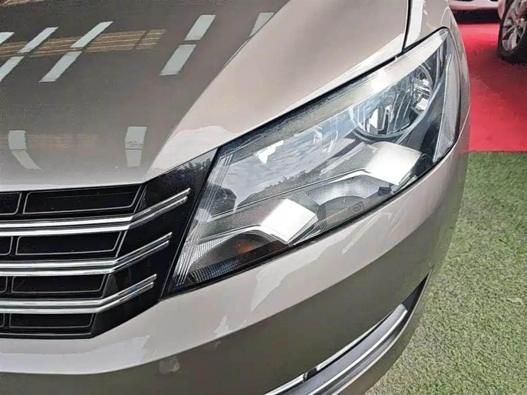 Volkswagen Passat 2015 — фото 24
