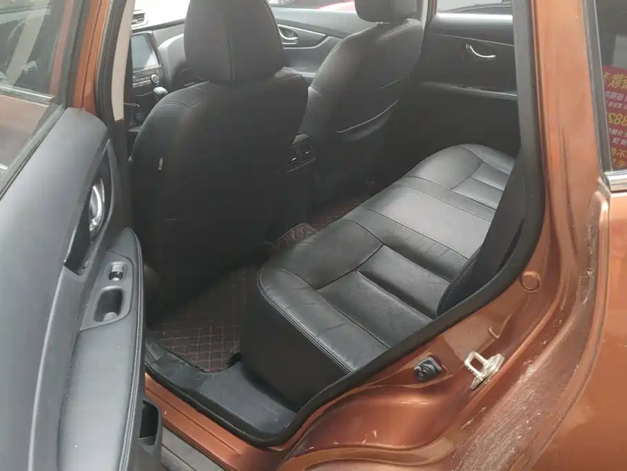 Nissan X-Trail 2015 — фото 11
