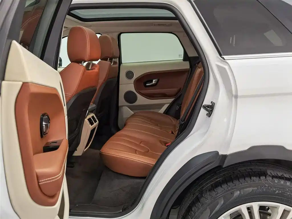 Land Rover Evoque 2013 — фото 15