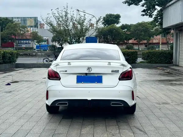 MG MG5 2022