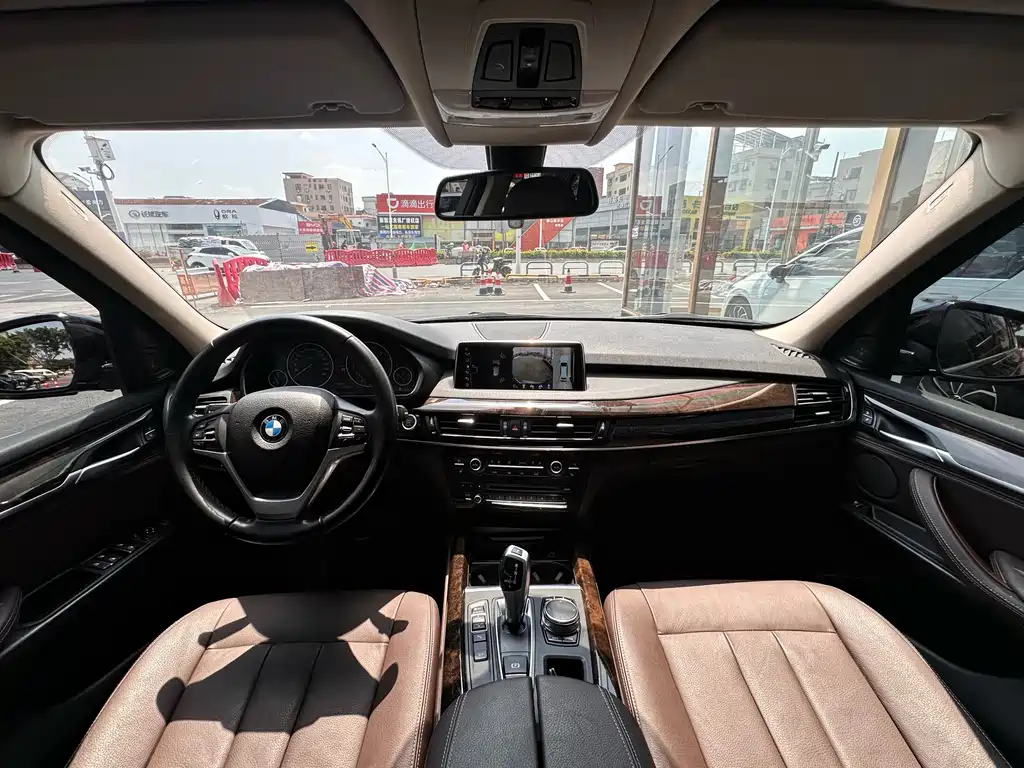 BMW X5 2017 — фото 14