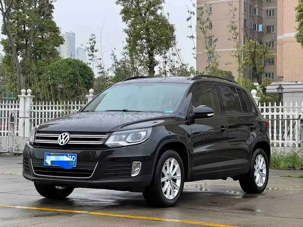 Volkswagen Tiguan 2016 — фото 1