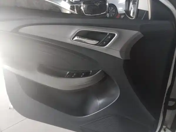 Roewe Ei5 2018