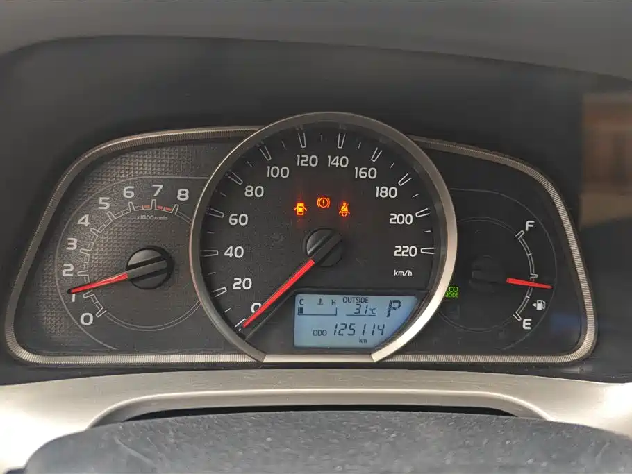 Toyota RAV4 2016 — фото 14
