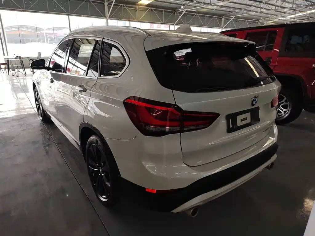 BMW X1 2020 — фото 23