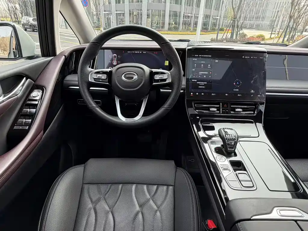 GAC Motor Trumpchi M8 2024 — фото 10