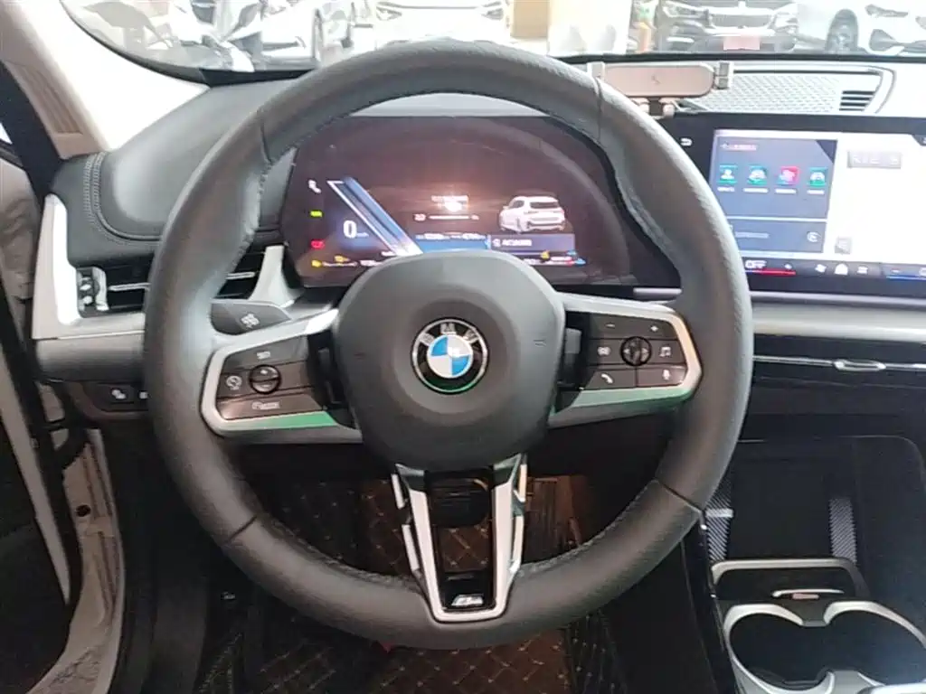 BMW X1 2024 — фото 11