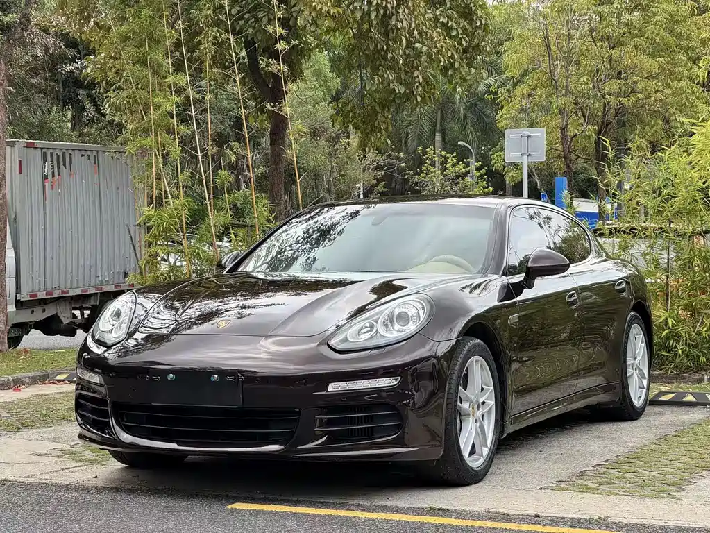 Porsche Panamera 2016 — фото 1