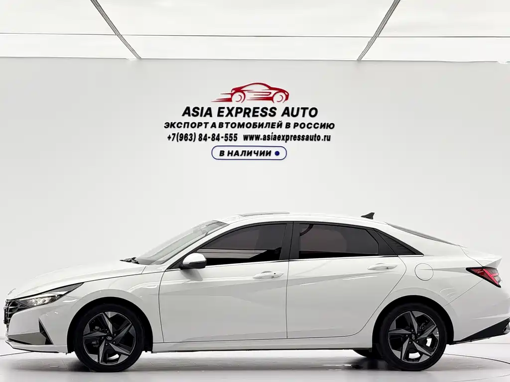 Hyundai Elantra 2023