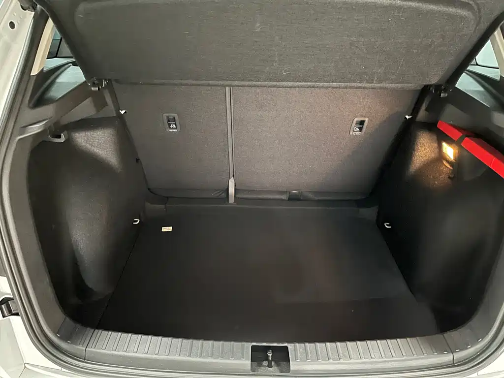 Skoda Karoq 2023 — фото 20