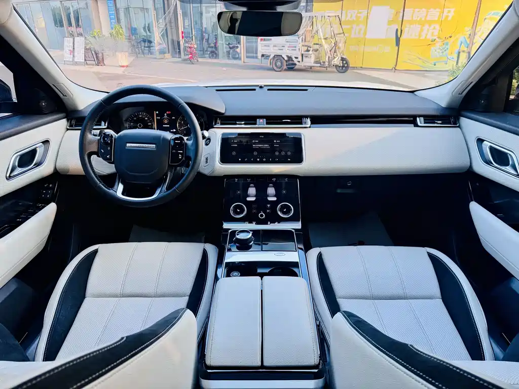 Land Rover Range Rover Velar 2018 — фото 12