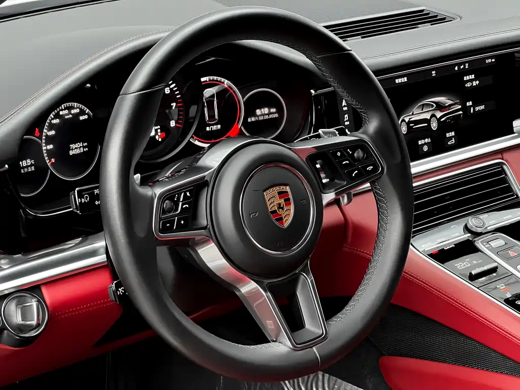 Porsche Panamera 2017 — фото 12