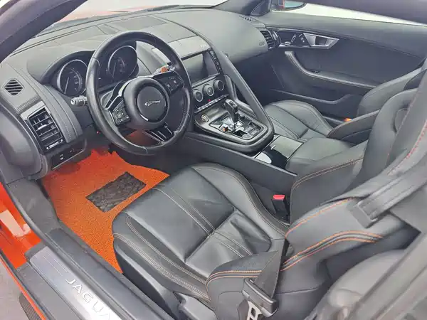 Jaguar F-TYPE 2015