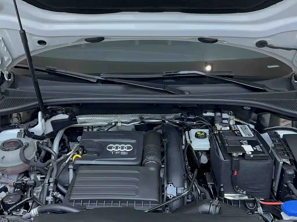 Audi Q3 2022 — фото 22