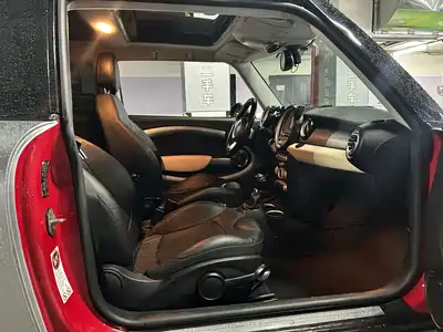 MINI MINI 2011