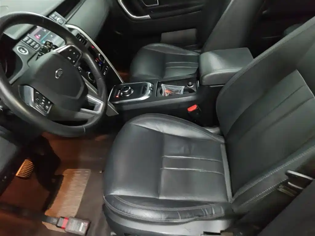 Land Rover Discovery Sport 2019 — фото 15