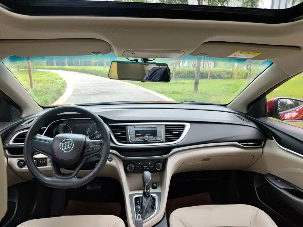 Buick Excelle 2016 — фото 20