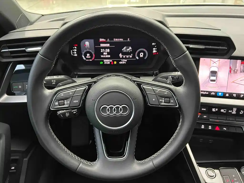 Audi A3 2023 — фото 3