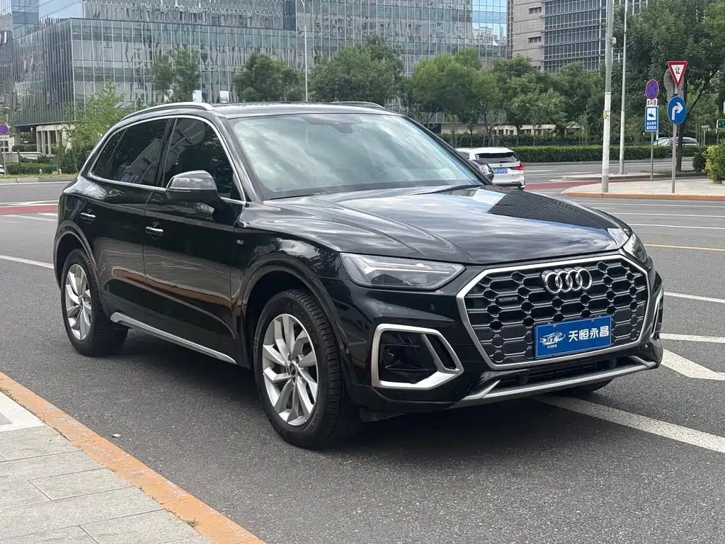 Audi Q5L 2023 — фото 3