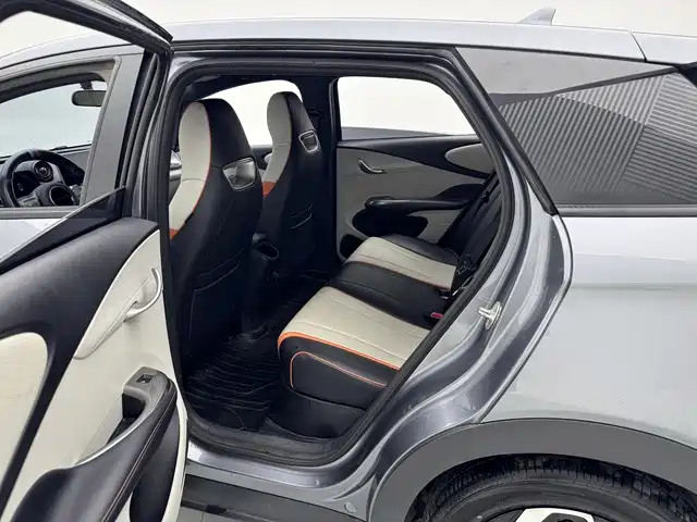 BYD Dolphin 2022 — фото 10