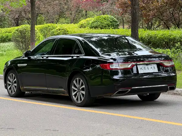 Lincoln Continental 2018