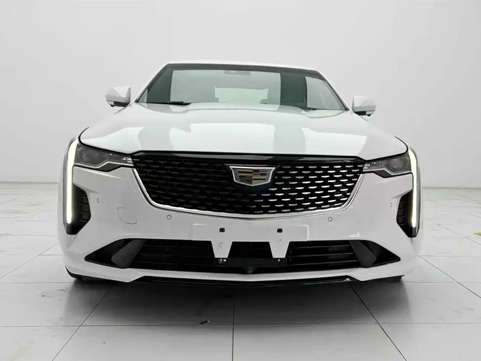 Cadillac CT4 2021 — фото 2